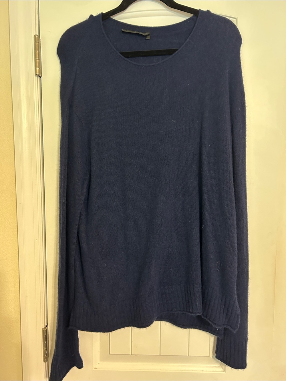Jenni Kayne Dark Navy Scoop Neck Crew Sweater